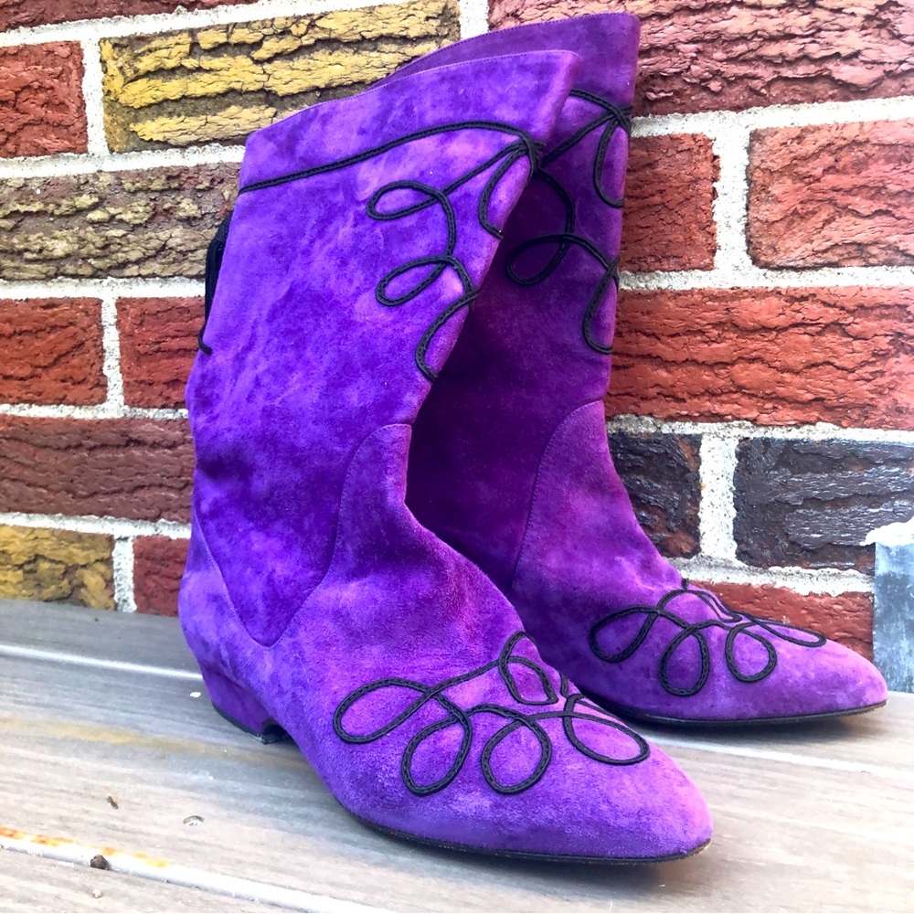 ESCADA Embroidered Suede Boots